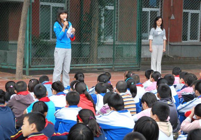 北京市垂杨柳中心小学图片